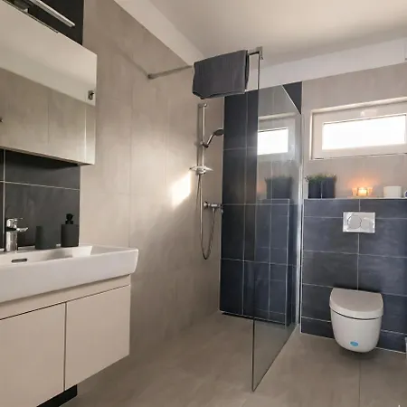 Apartmán Nad Arénou Nmnm *